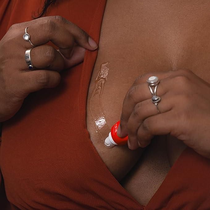 Clutch Body Glue: Secure, Invisible Hold for Clothing, Costumes & Fashion Emergencies